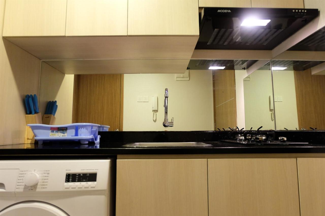 Artistic At The Oasis Cikarang By Travelio Apartemen *