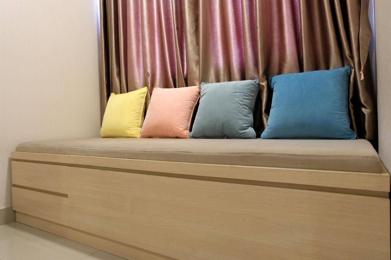 Artistic At The Oasis Cikarang By Travelio * Bekasi
